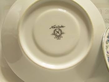 Amazon.co.jp: レトロなノリタケカップ3客、ソーサ5枚銀色縁花